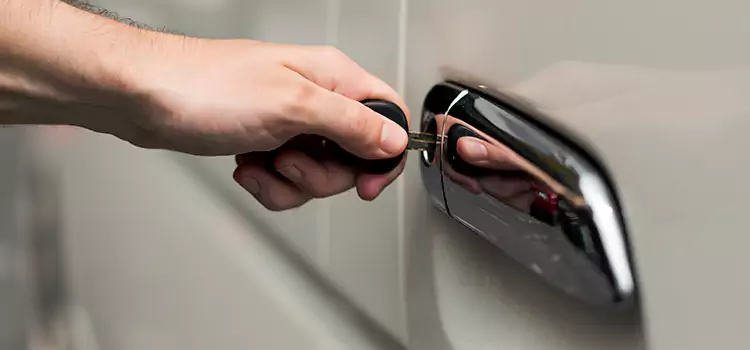 Why Choose Our Auto Locksmith Team in Strongsville, OH?
