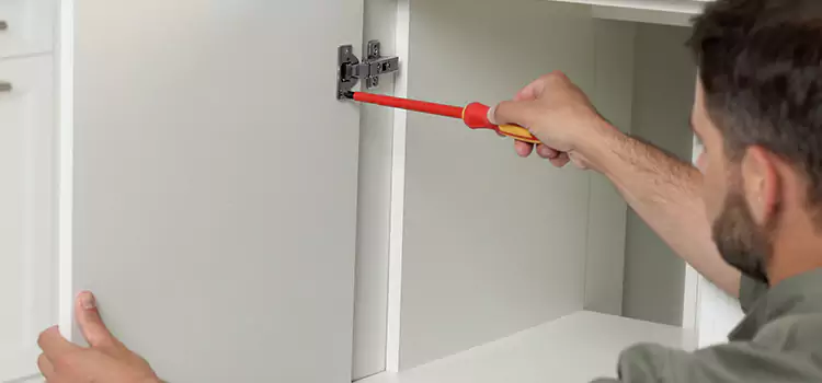 Screen Door Hinge Repair Strongsville