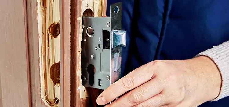 Garage Door Lock Replacement Strongsville